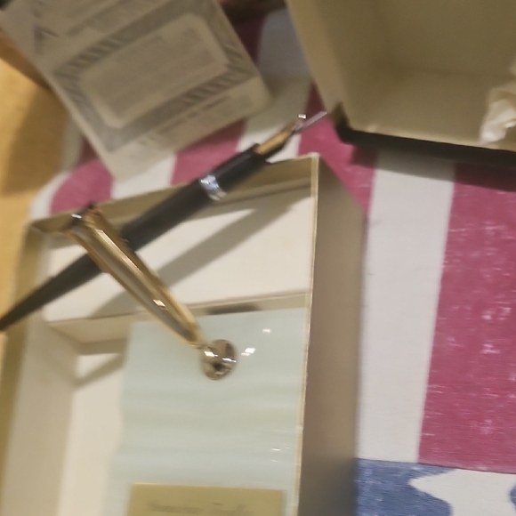 Shaffers Fountian Pen With Marble Desk Name Plate - Picture 6 of 9